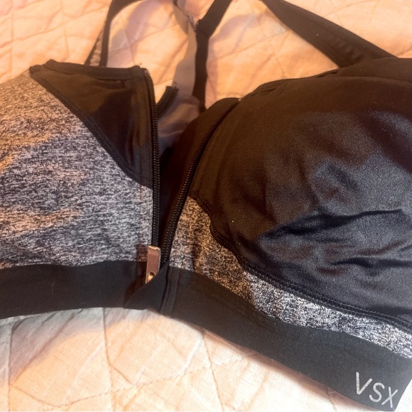 Victoria’s Secret limited edition VSX Black womens sports bra zip double padded - Picture 8 of 16